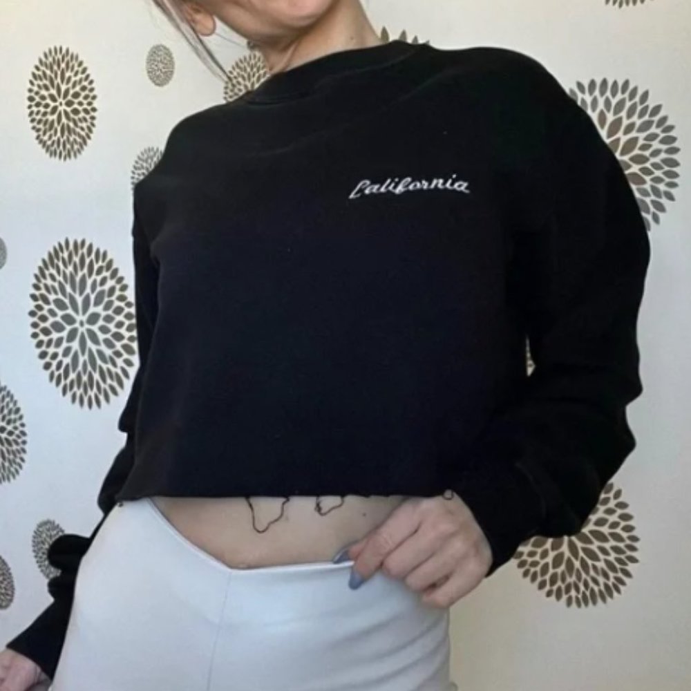 BRANDY MELVILLE Black “California” Nancy Crewneck Sweatshirt - EUC, One …